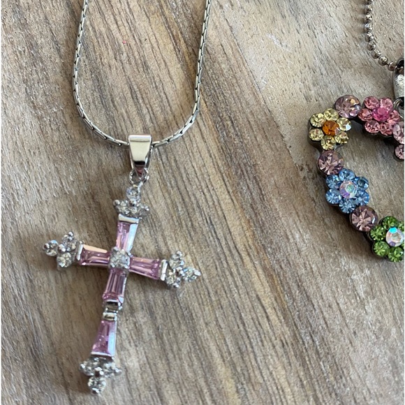 Cookie Lee Set of 3 women’s DISCONTINUED Necklaces. All in excellent condition! - Picture 7 of 12